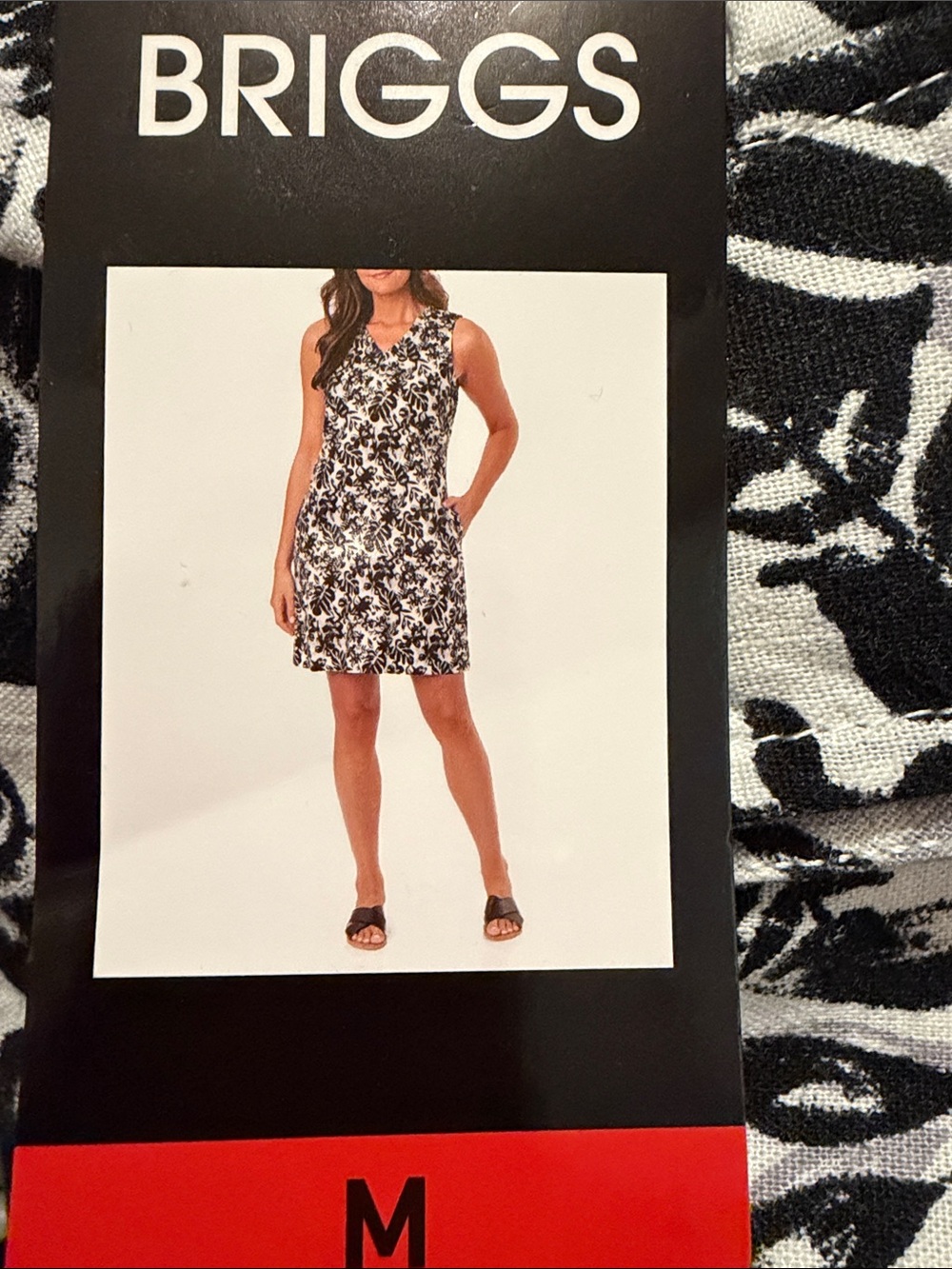 Briggs New York Black and White Linen Blend V-Neck Dress size M NWT